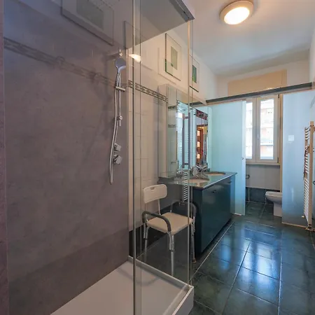 Italstay - Belgirate Station شقة